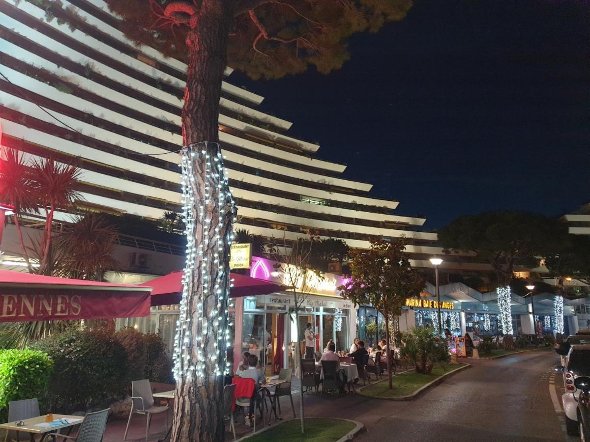 Apartments At Commodoro Villeneuve-Loubet Exterior photo