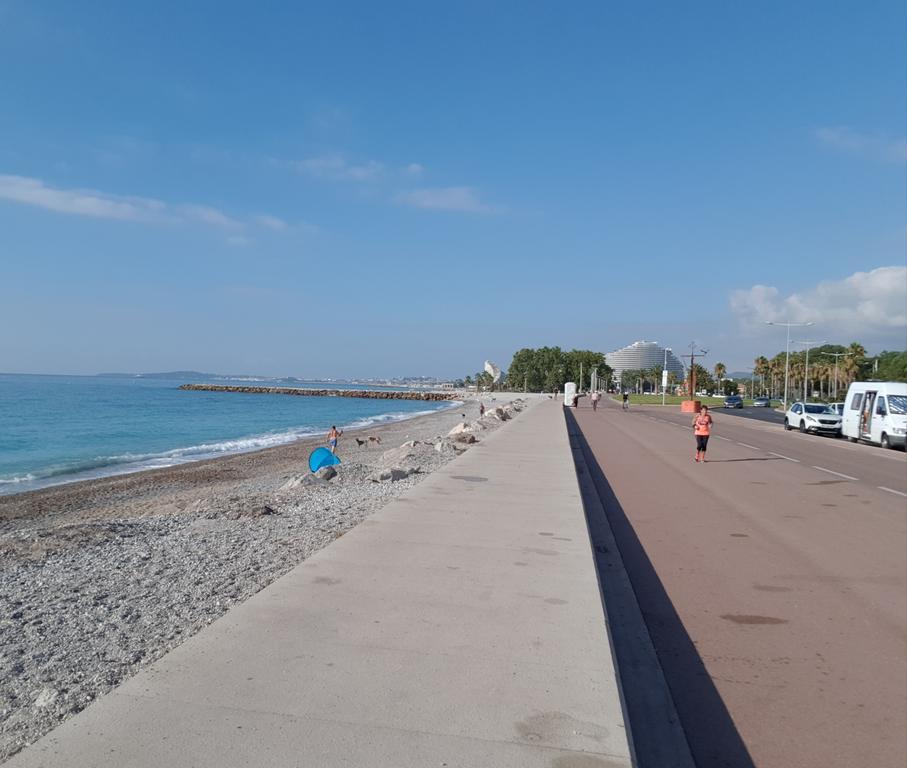 Apartments At Commodoro Villeneuve-Loubet Exterior photo